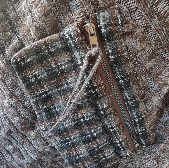 Giusto dama Mixed Fabric Made in Italy Unique Ruffled Cardigan - Picture 15 of 15